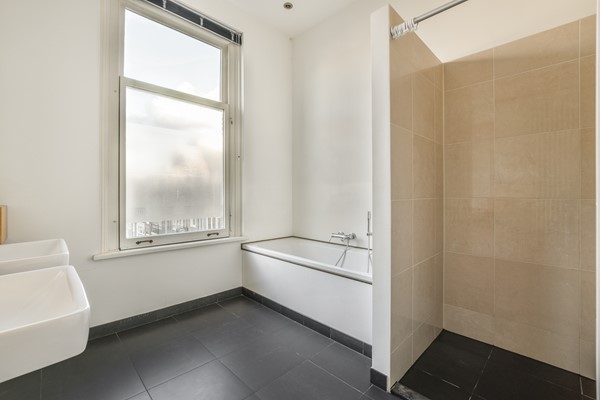 Medium property photo - Van De Veldestraat 7-2, 1071 CW Amsterdam